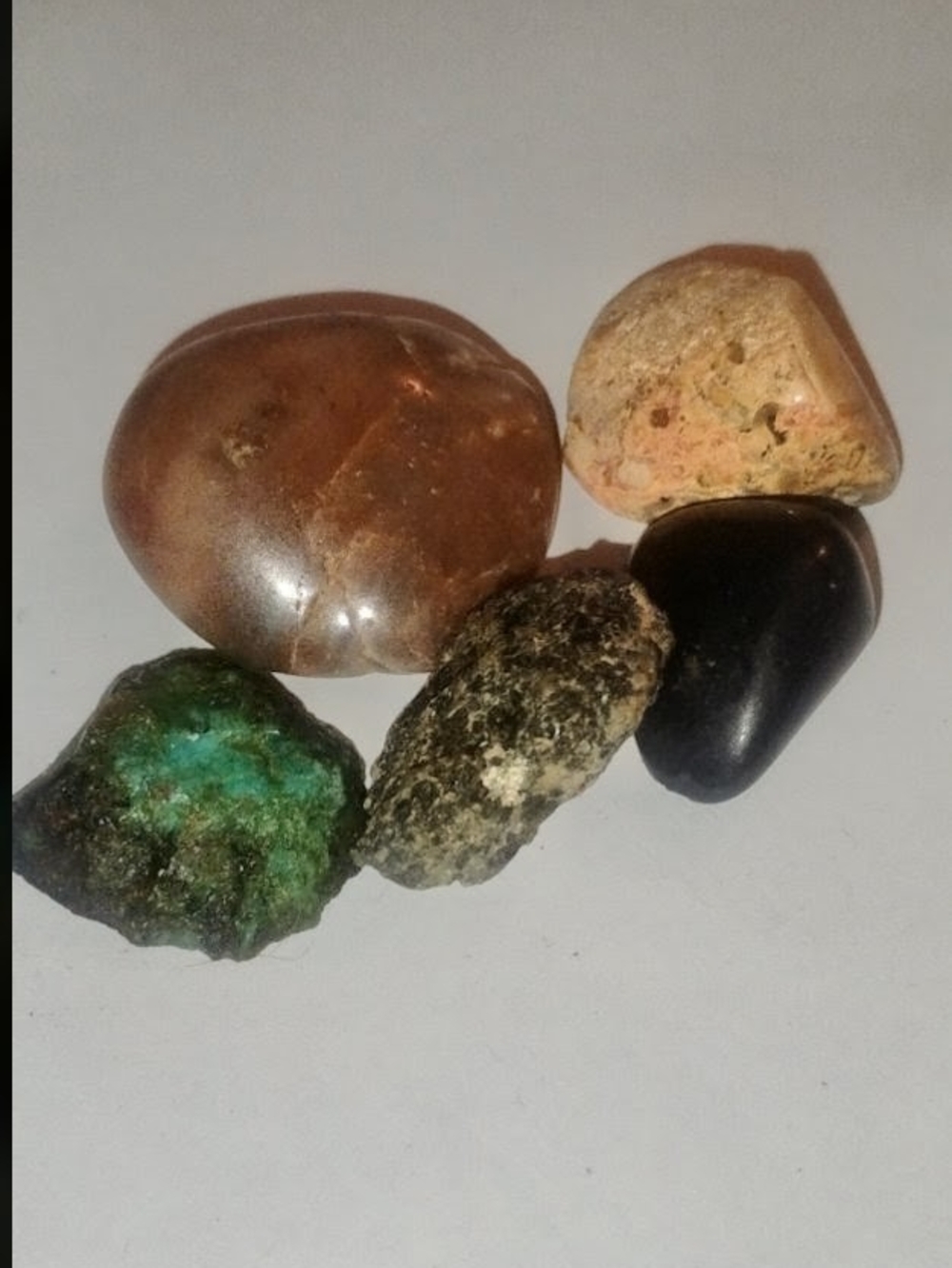 Earth & Alchemy Crystal Bundle - 5 Piece Set of Raw & Tumbled Earth Stones